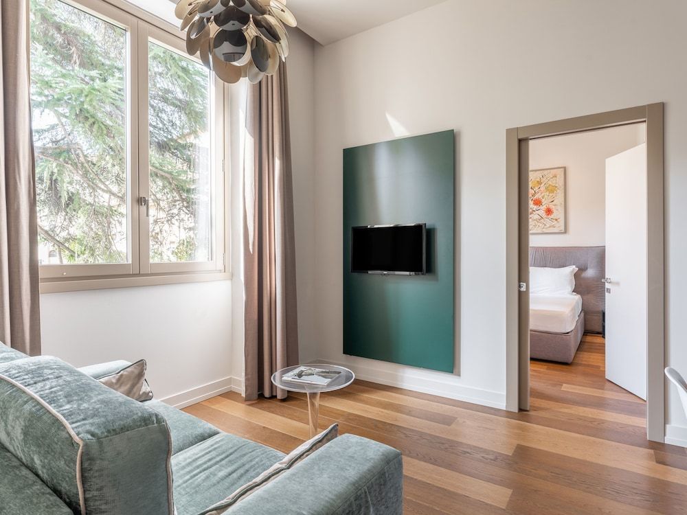 Numa Florence Vita 2 Bedroom Apartment 8