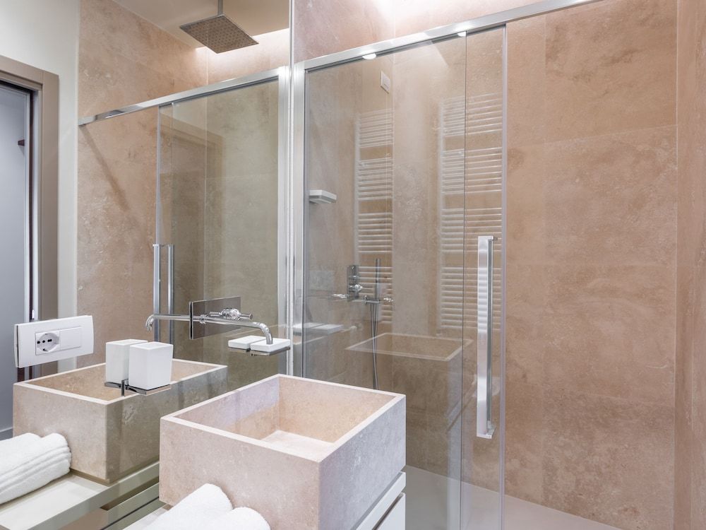 Numa Florence Vita 2 Bedroom Apartment 6