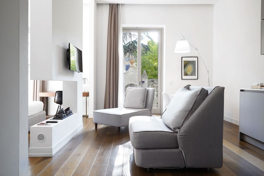 Numa Florence Vita Extra Large Studio, Kitchen, Terrace 9
