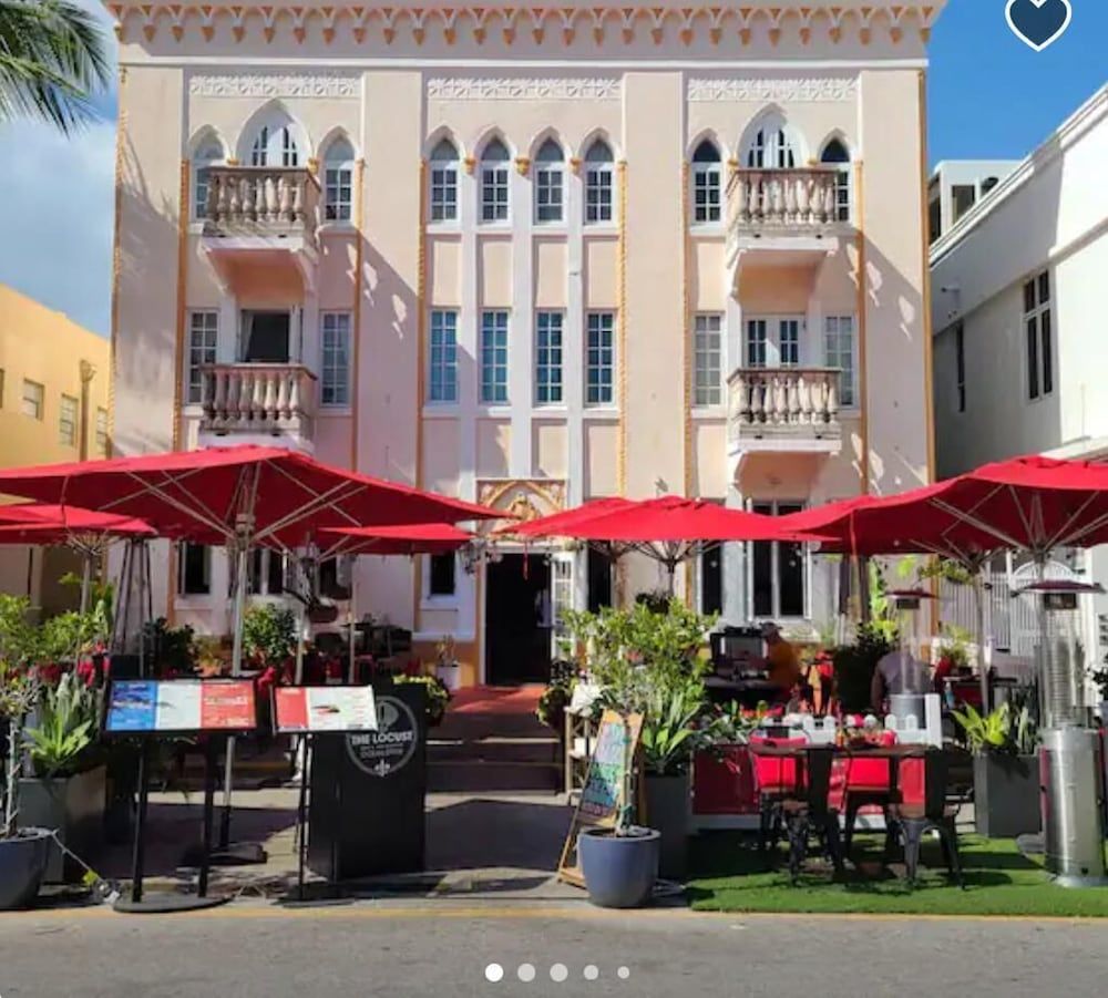 undefined OCEAN DRIVE APARTMENTS 9