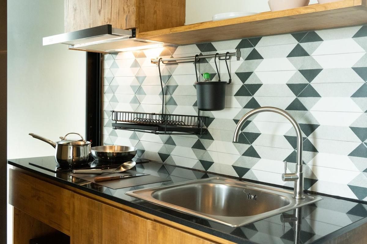 undefined Karaarom Hotel 7