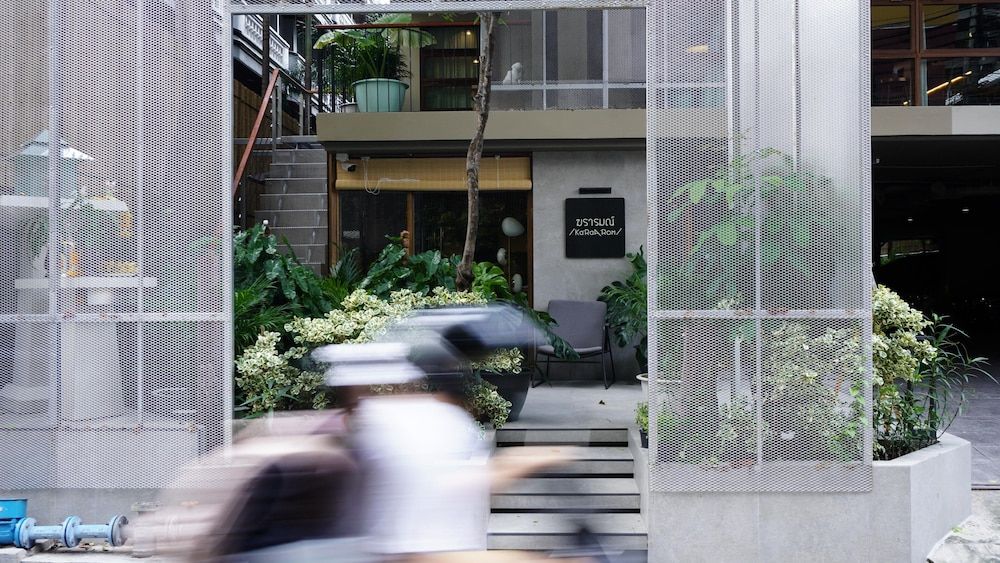 undefined Karaarom Hotel 4