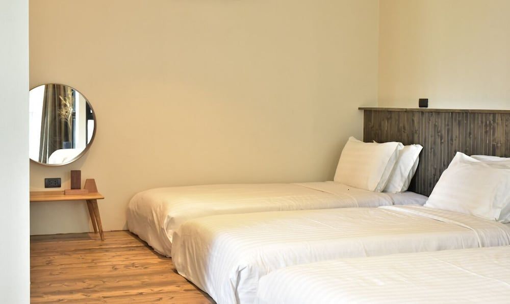 undefined Karaarom Hotel 10