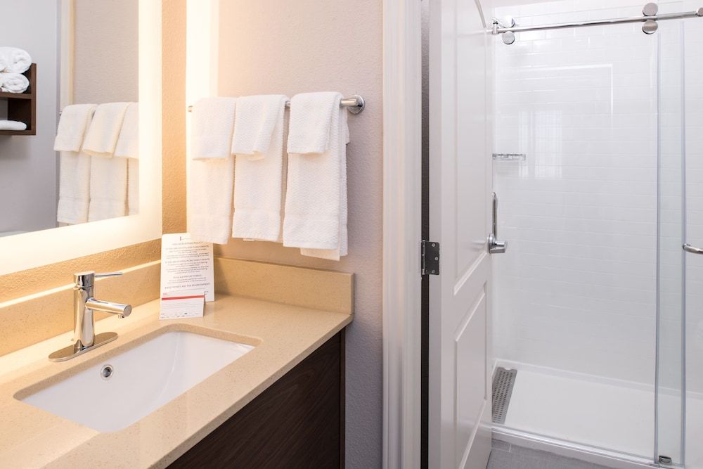 Studio Suite, 1 Queen Bed, Accessible (Communication Accessible)