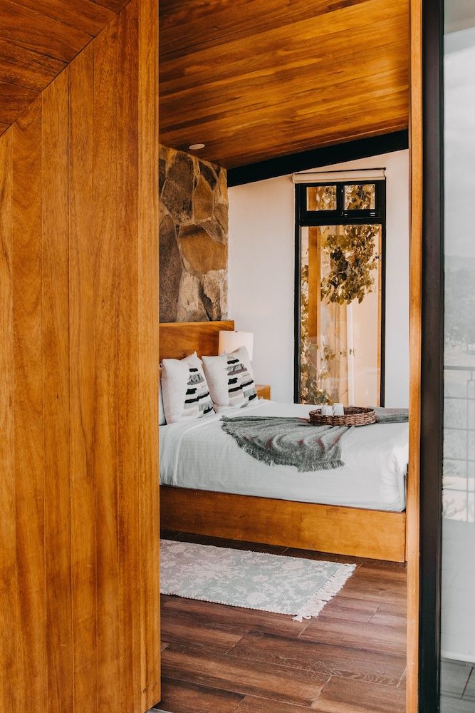 Contemplacion Resort & Spa Superior Cabin, 1 Queen Bed, Mountain View 17