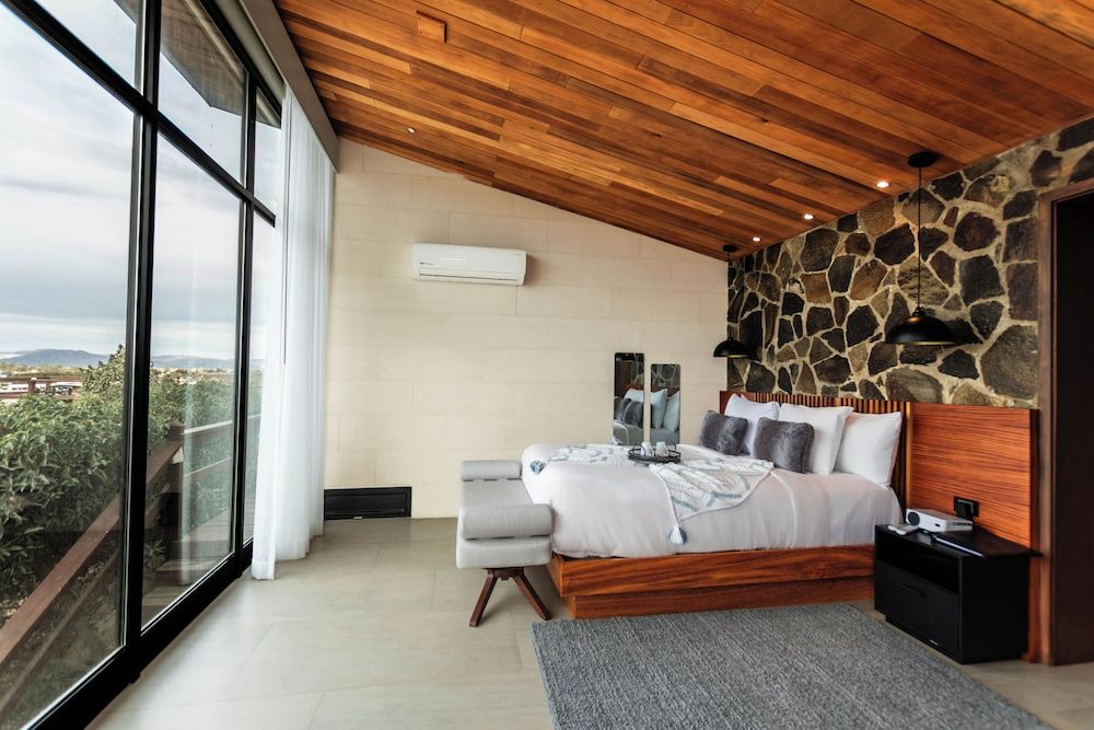 Contemplacion Resort & Spa Superior Cabin, 1 Queen Bed, Mountain View 8