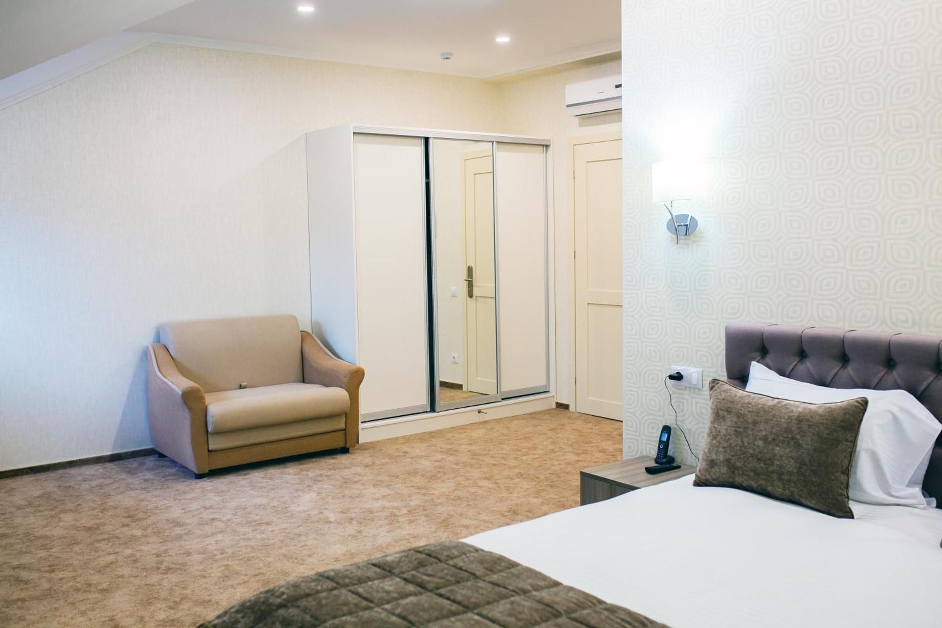 undefined Familion Aparthotel 8