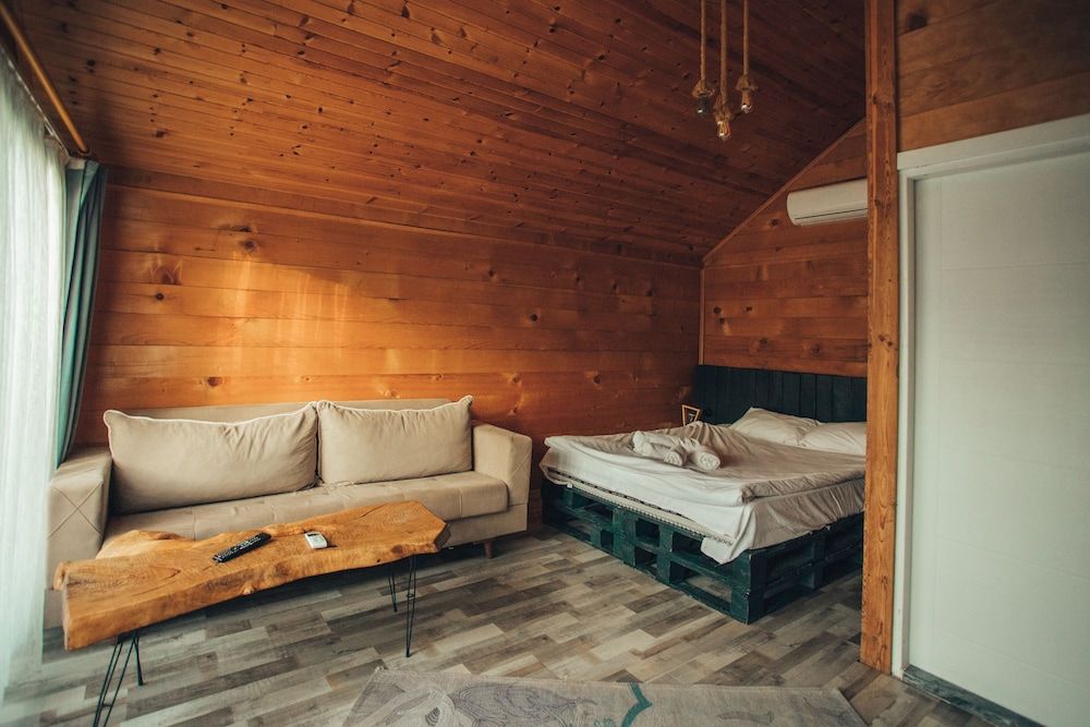Deluxe Bungalow