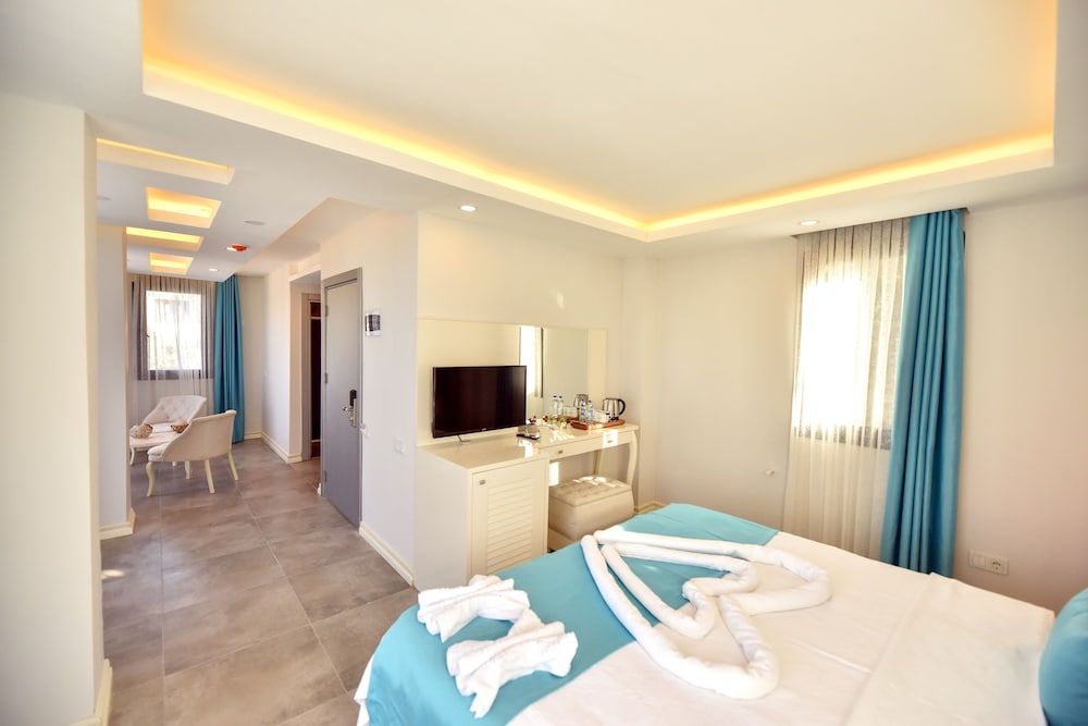 undefined Monastery Suites Hotel 3