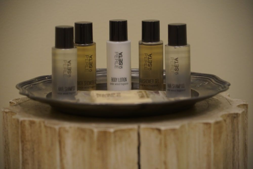 Bathroom amenities