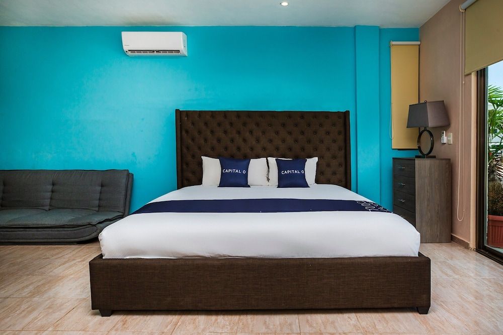 undefined Capital O Cancun International Airport 24/7, 2