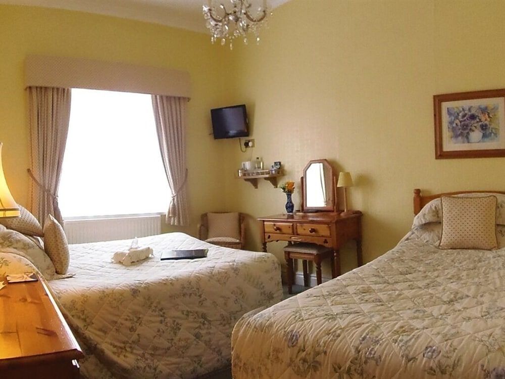 Twin Room, Ensuite (First floor - Room 4)