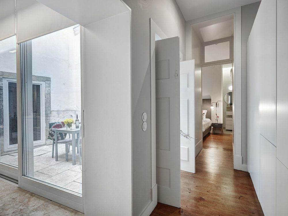Canaan Apartments Lisbon Combro 77 Superior Apartment, 1 Bedroom, Kitchenette, City View 13