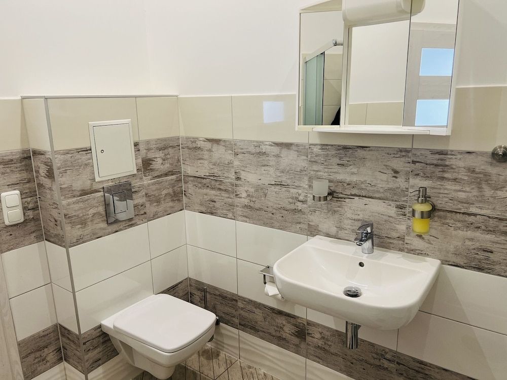 undefined M&M Hotel – Harburg 8