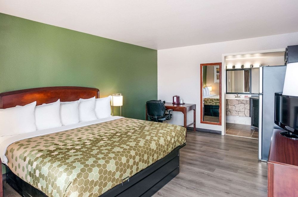 Suburban Studios Neenah-Appleton