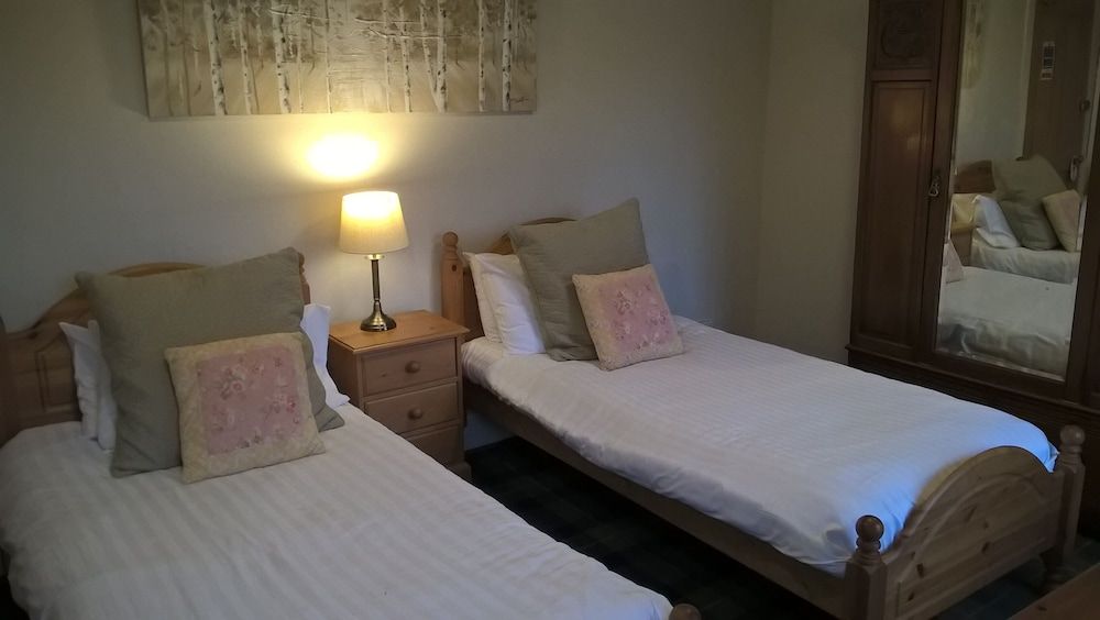 The Bankfoot Inn Double or Twin Room (Room 4) 3