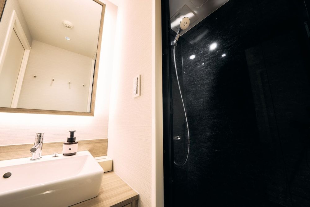 undefined fav TOKYO NISHINIPPORI 8