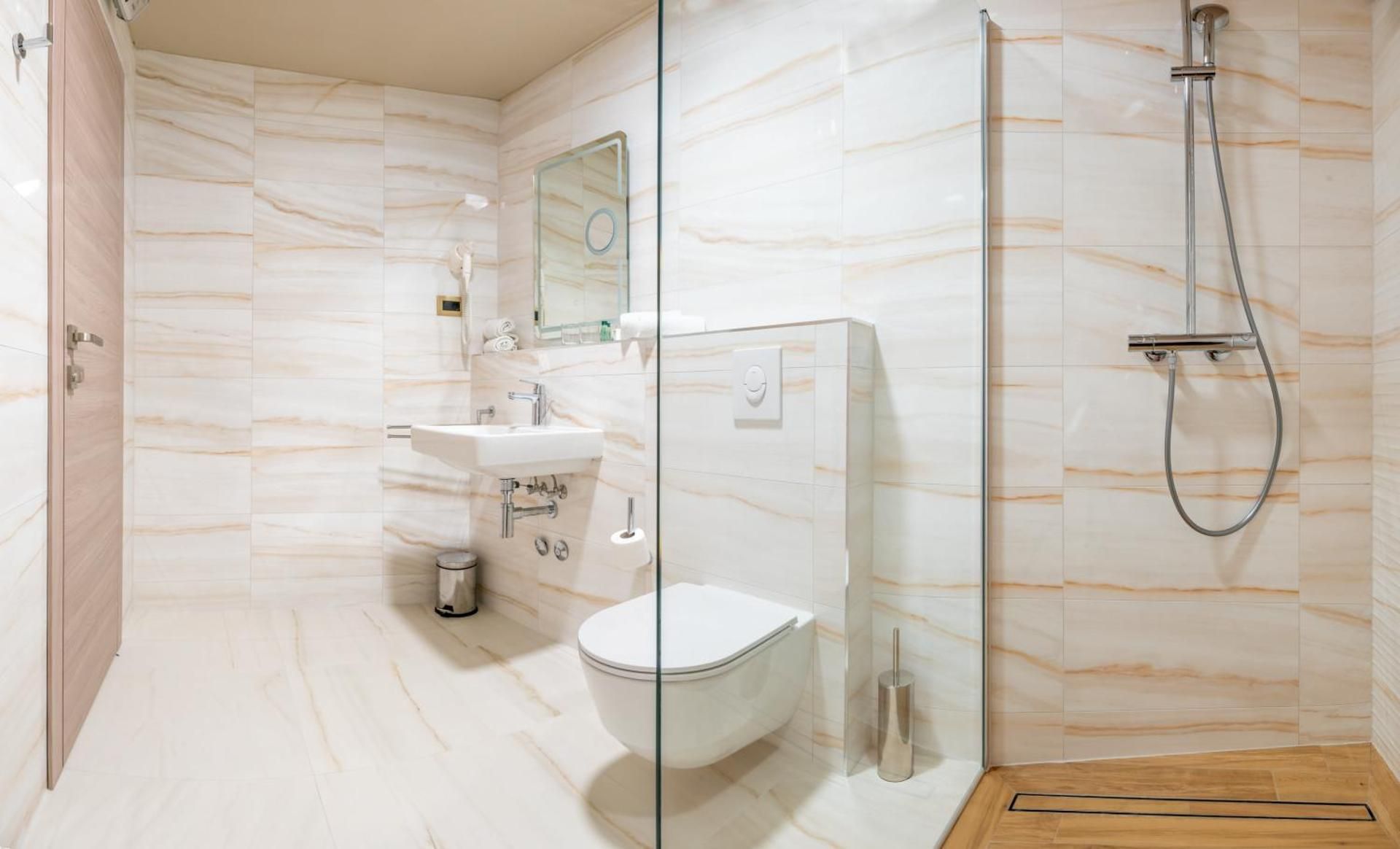 undefined Priska Med Luxury Rooms 4