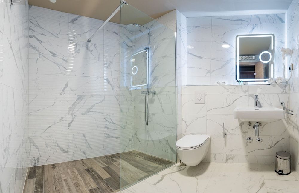 Priska Med Luxury Rooms Deluxe Double or Twin Room, Jetted Tub (Tragurium) 5