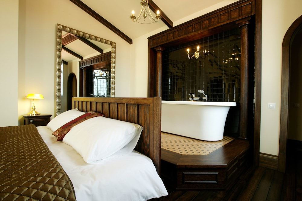 Arena Regia Hotel & Spa Suite (Saigon) with Aqua Area 4