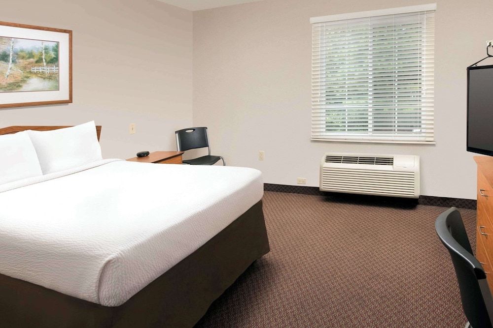 Suite, 1 Queen Bed, Non Smoking