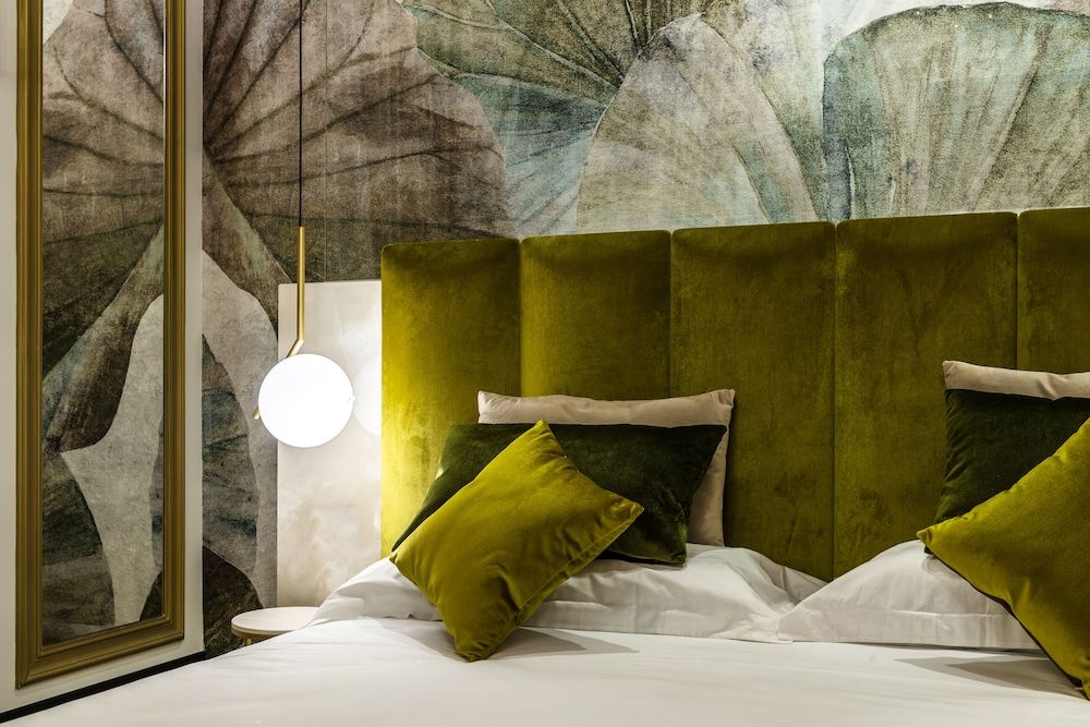 San Maurizio Luxury Suites Deluxe Room 5