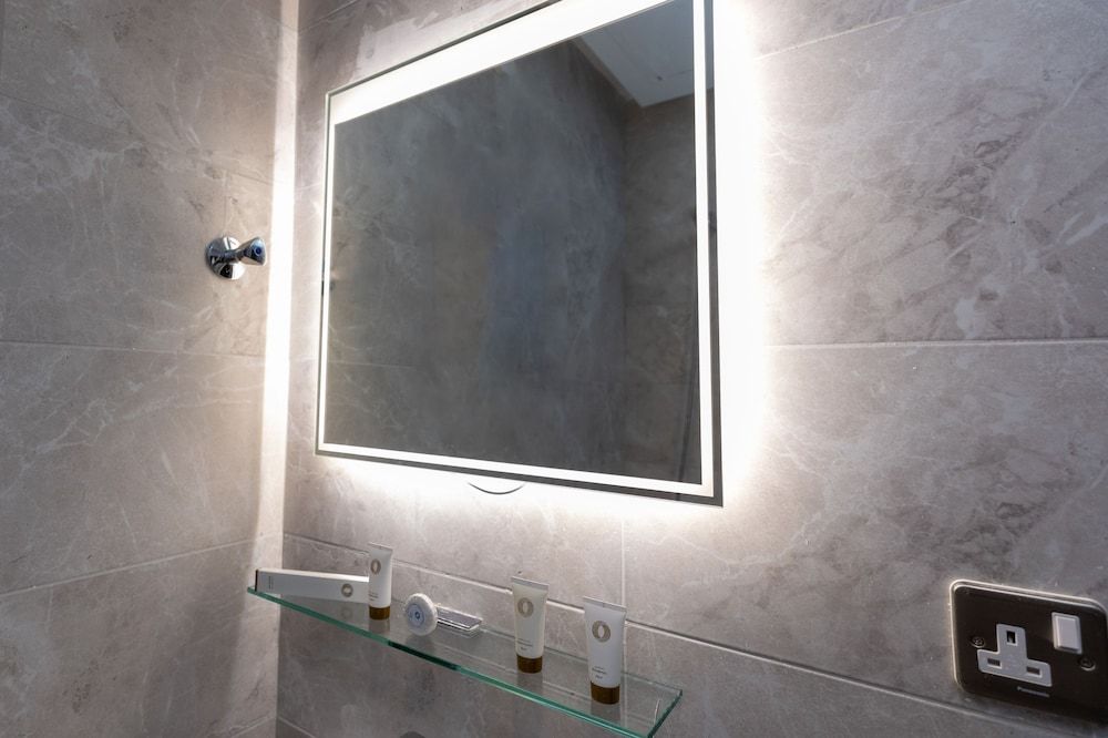 Saray Hotel Apartments Double or Twin Room, 1 Bedroom, Partial Sea View 10