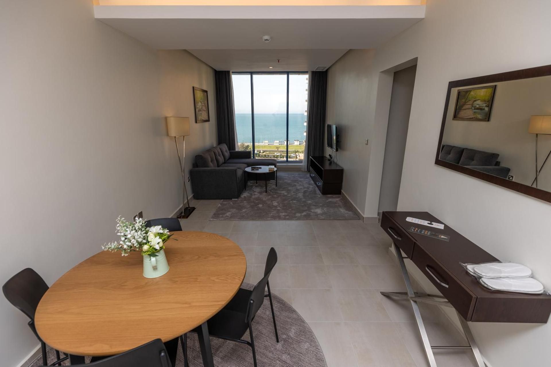 Saray Hotel Apartments Apartment with Sea View 2