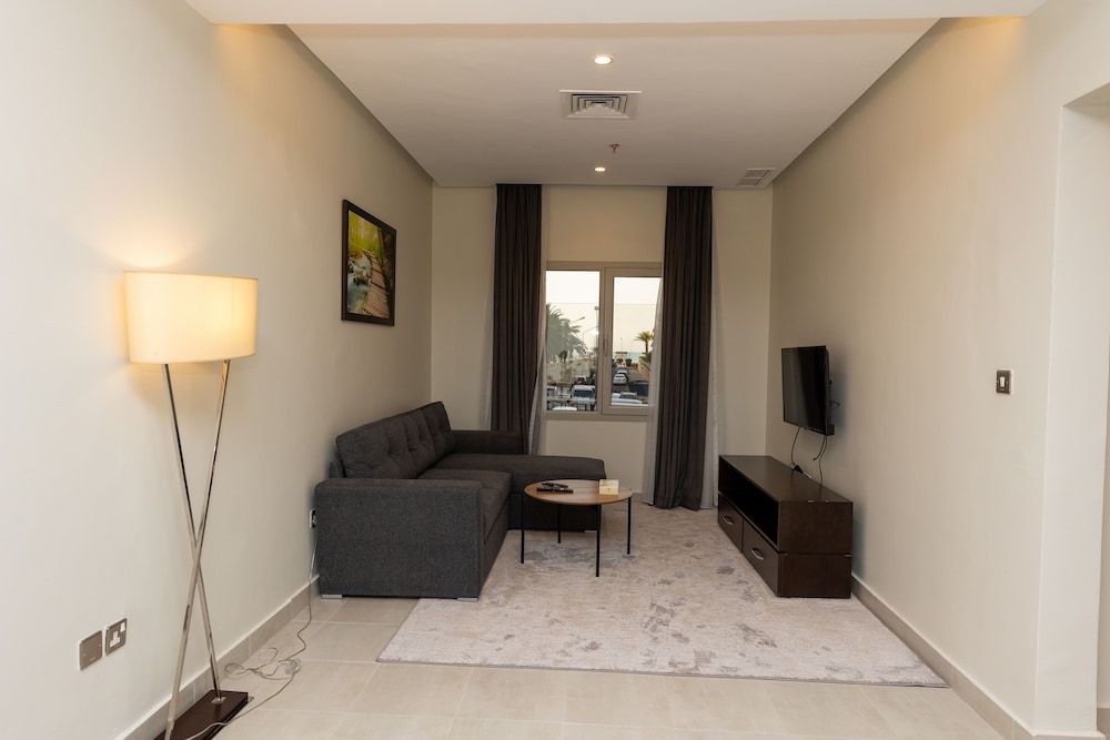 Saray Hotel Apartments Double or Twin Room, 1 Bedroom, Partial Sea View 16