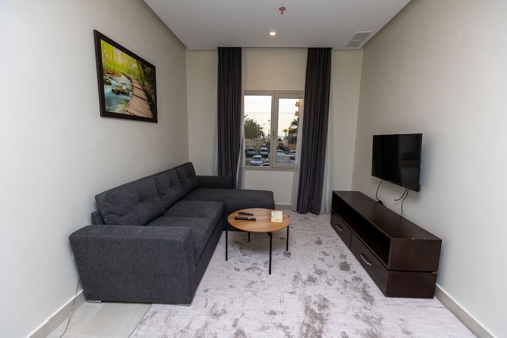 Saray Hotel Apartments Double or Twin Room, 1 Bedroom, Partial Sea View 12