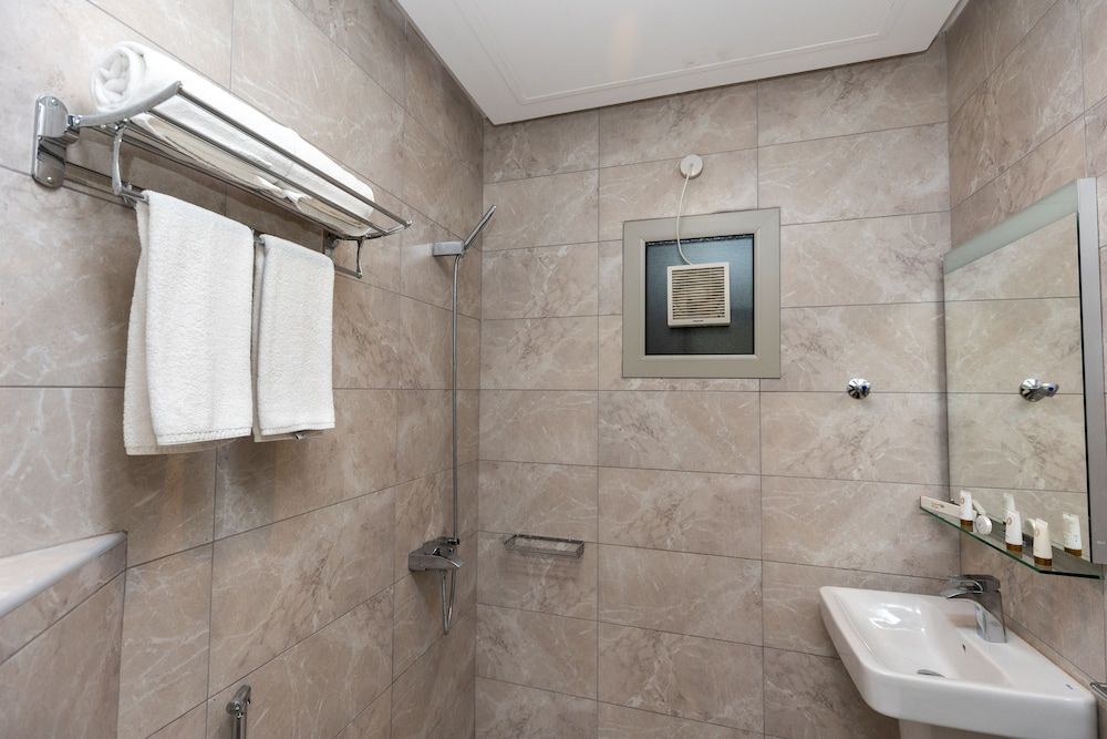 Saray Hotel Apartments Double or Twin Room, 1 Bedroom, Partial Sea View 5