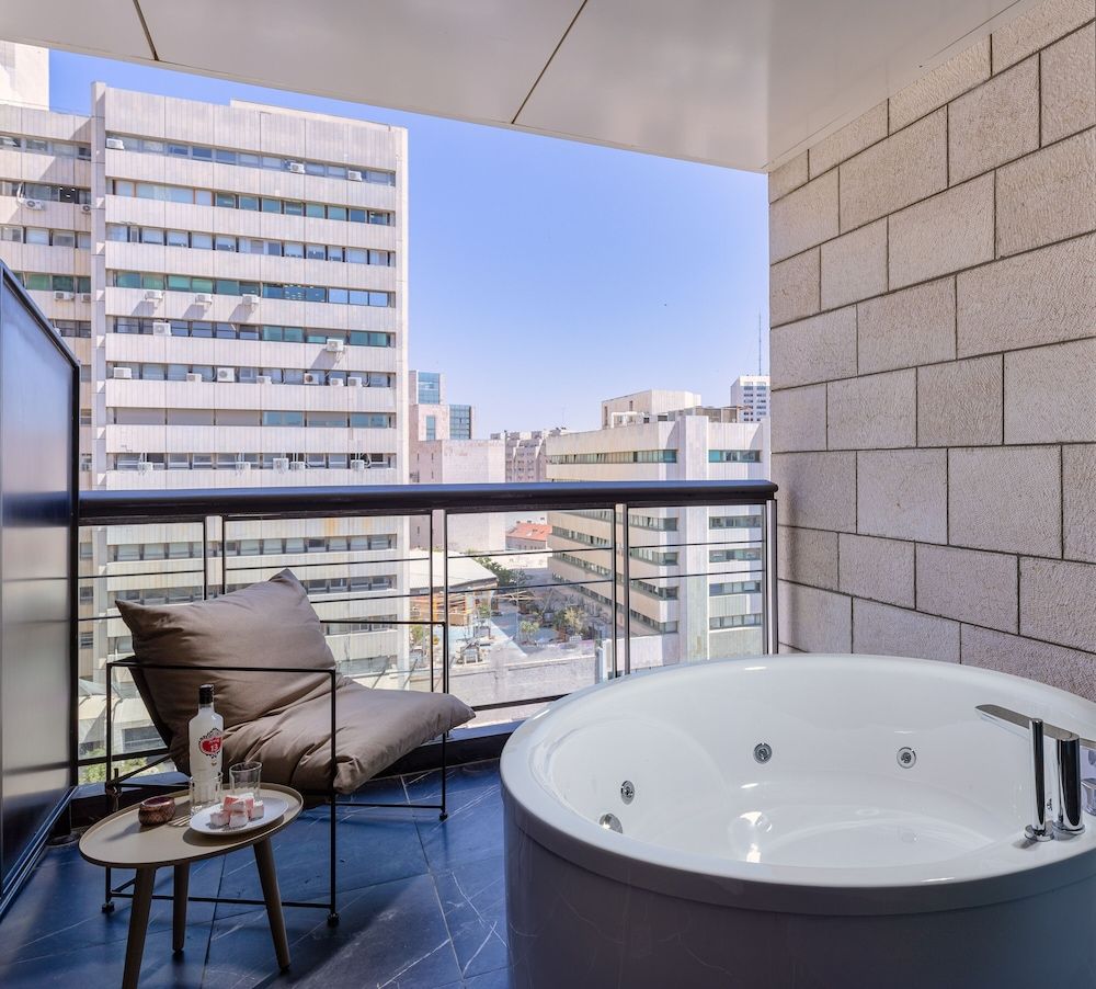 Brown Machne Yehuda Terrace Room with Jacuzzi 11