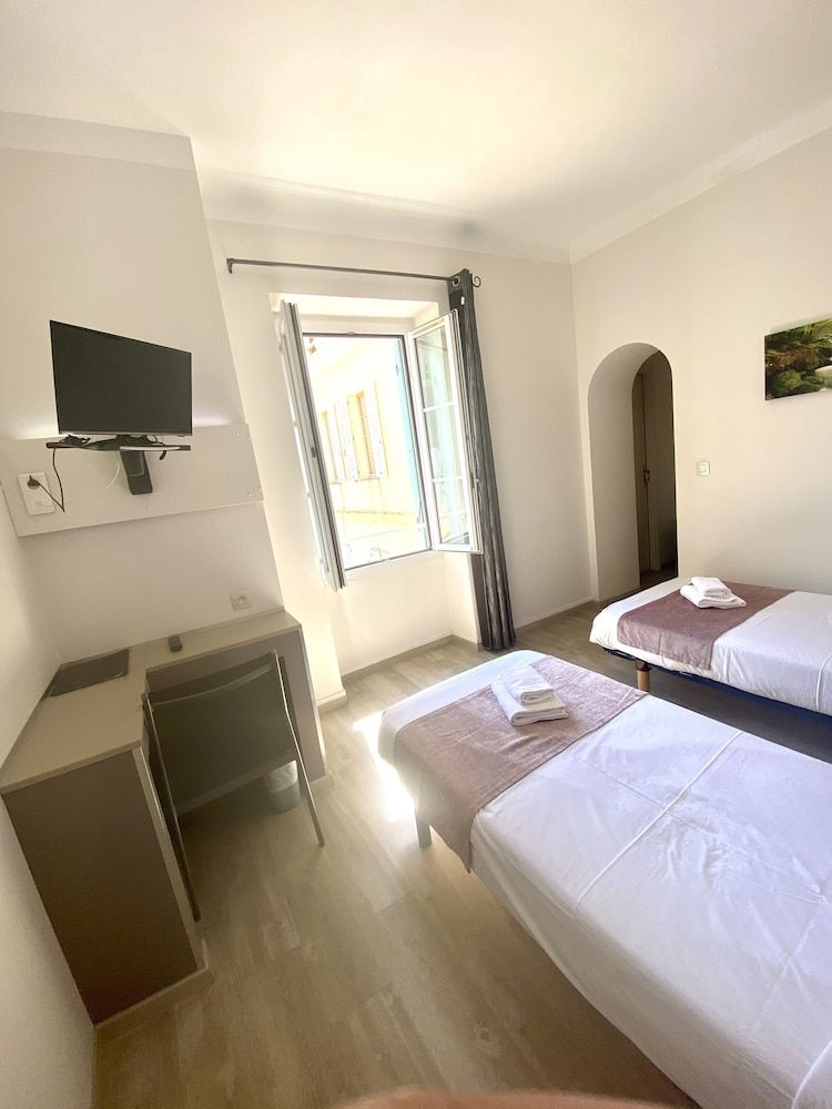 Hôtel Belvédère Comfort Twin Room 2