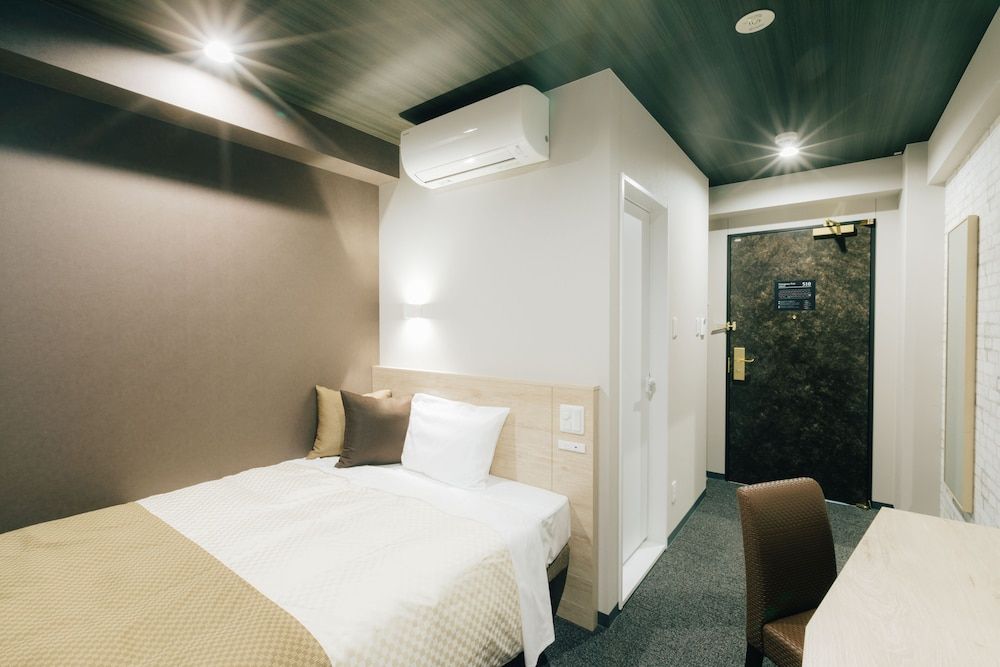 Semi-Double Room