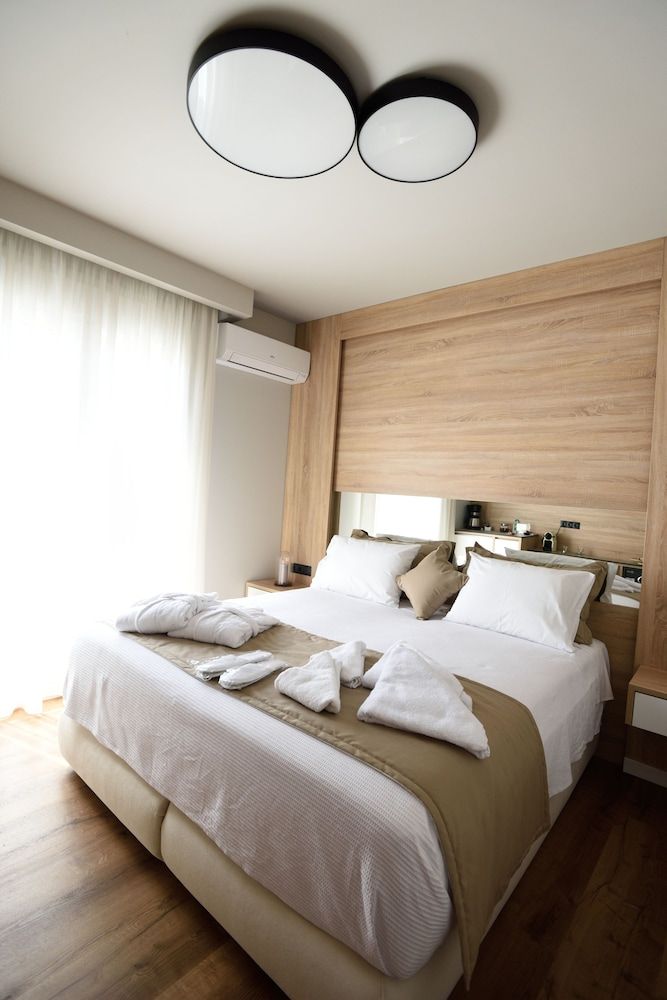 undefined Magnifique Luxury Suites 9