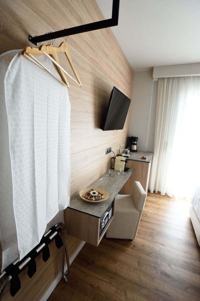 undefined Magnifique Luxury Suites 10