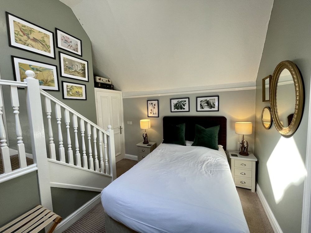 Superior Double Room (Room 4)