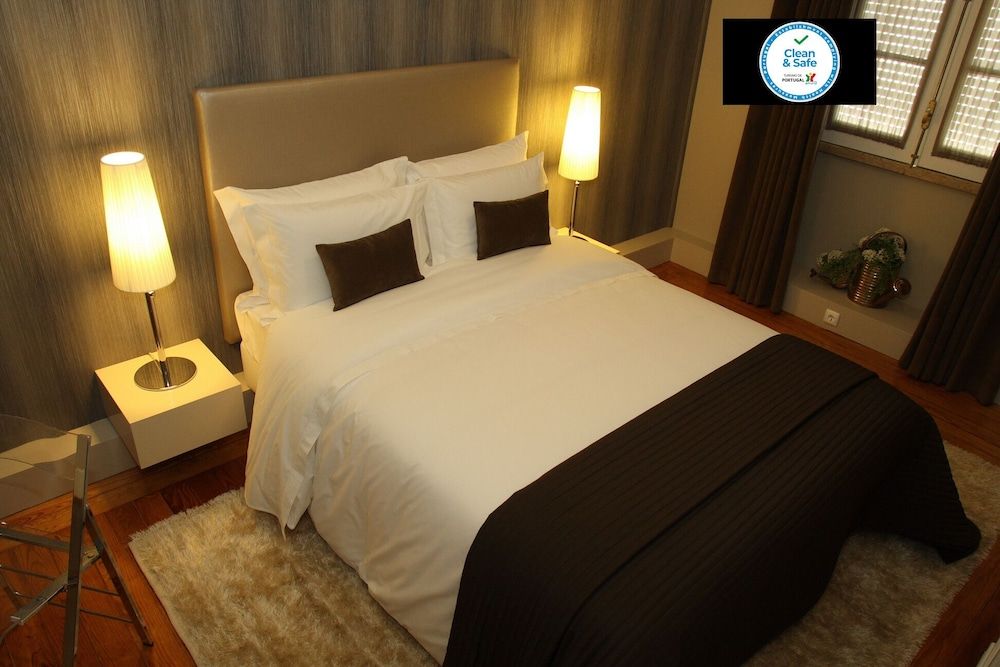 Castilho House Standard Double Room 6