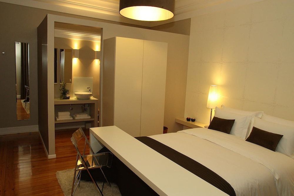 undefined Castilho House 8