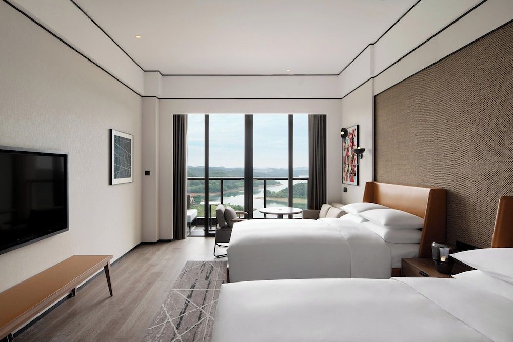 Club Room, 2 Double Beds, Smoking, Lake View (Club Premier, Balcony)