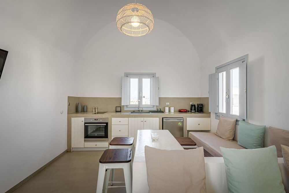 DS Traditional Villas Santorini Island Exclusive Villa, 1 Bedroom (2) 12