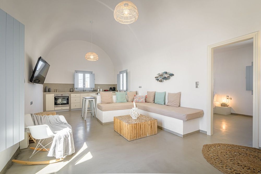 DS Traditional Villas Santorini Island Exclusive Villa, 1 Bedroom (2) 13