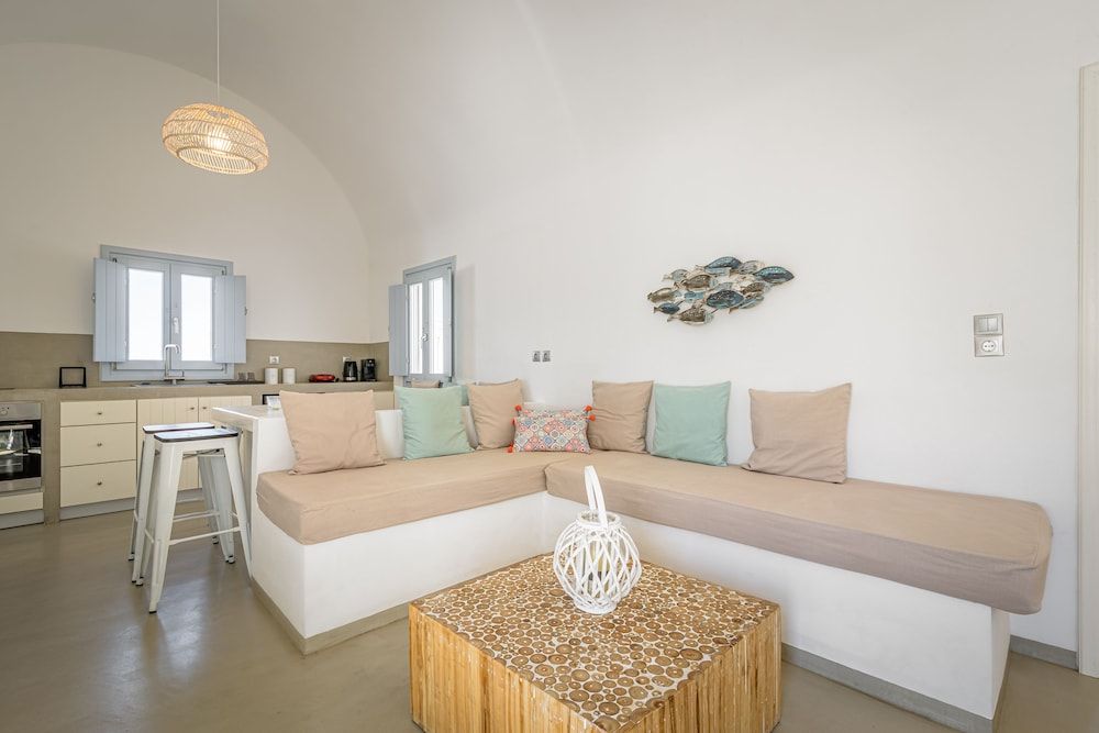 DS Traditional Villas Santorini Island Exclusive Villa, 1 Bedroom (2) 17