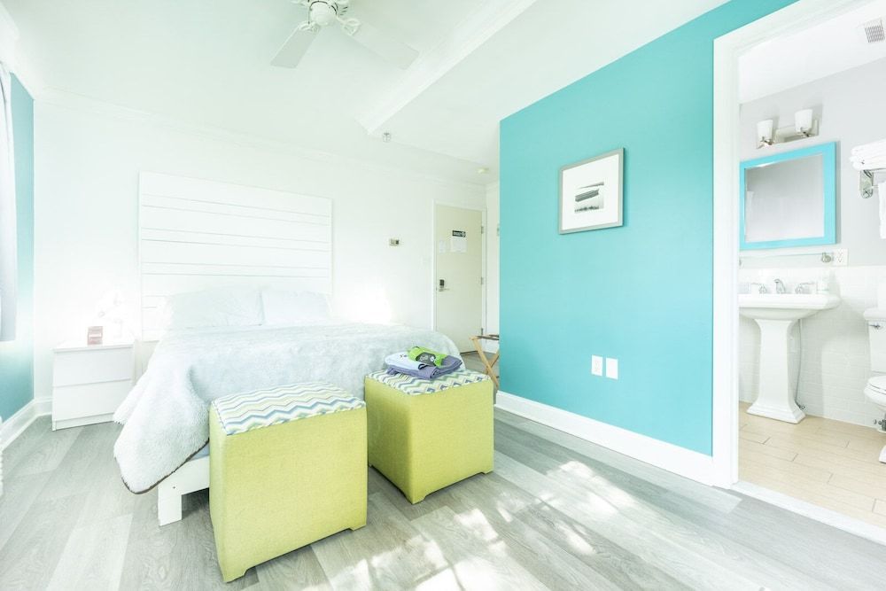 Canalside Inn Premier Room, 1 Queen Bed, Non Smoking 18