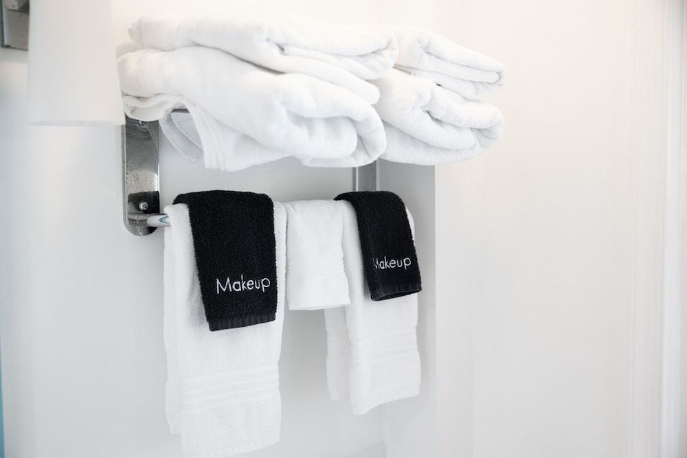 Canalside Inn Premier Room, 1 Queen Bed, Non Smoking 30