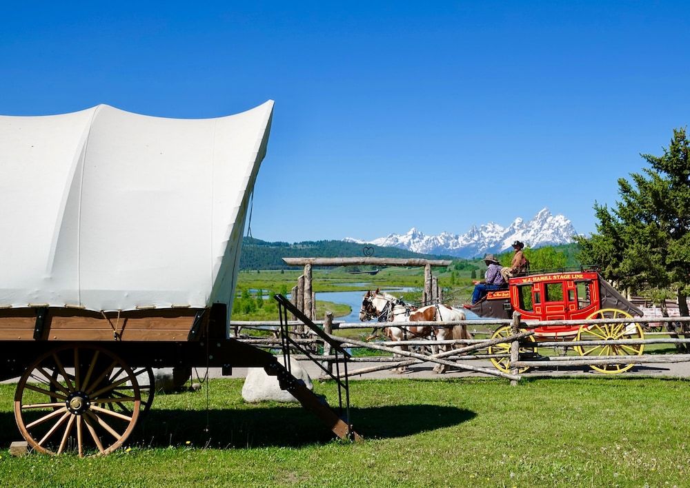 Buffalo Valley Ranch Historic Cabin - no bathroom 2