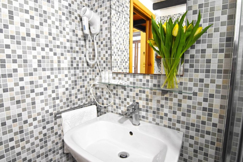 Ninarella Napoli Superior Double or Twin Room 58