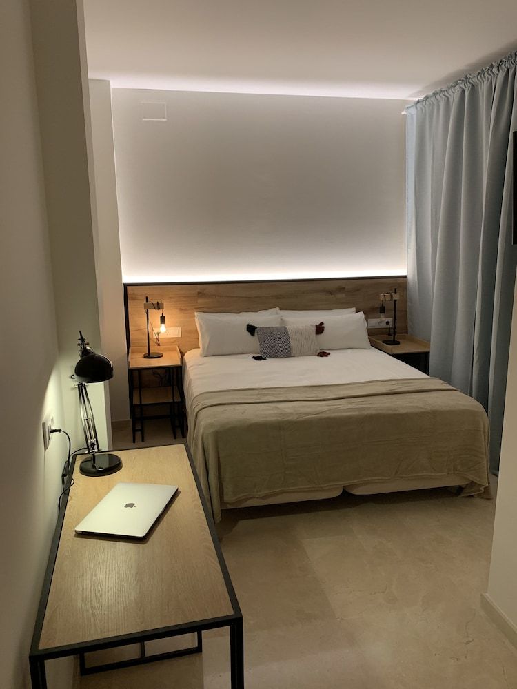 Sweet Sevilla Suites Double or Twin Room 2