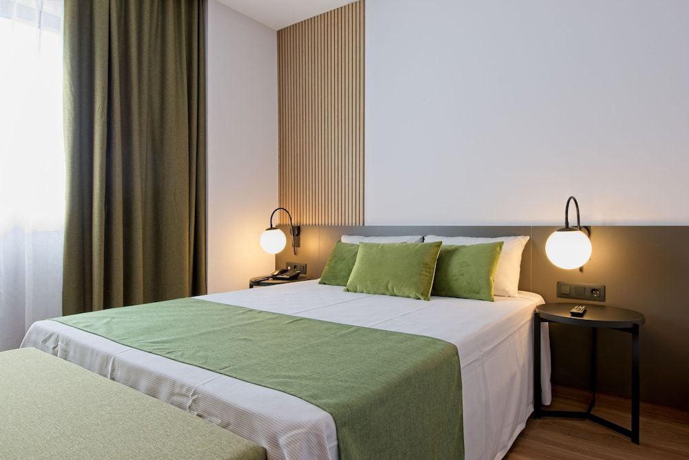 undefined DWO Colours Alcalá 3