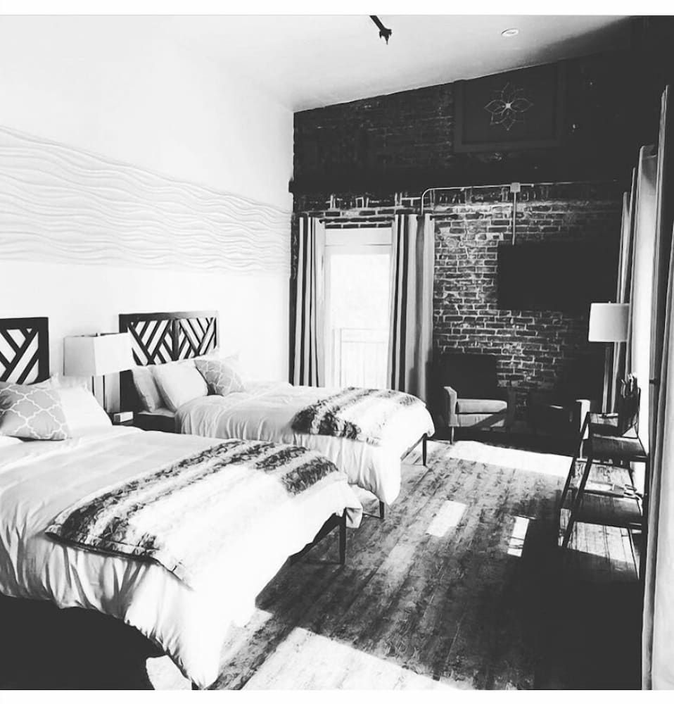 Manhattan Hotel Salida Panoramic Quadruple Room 5